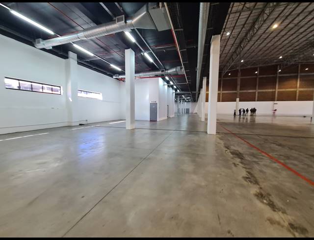 8,124M² WAREHOUSE TO LET IN HALFWAY GARDENS